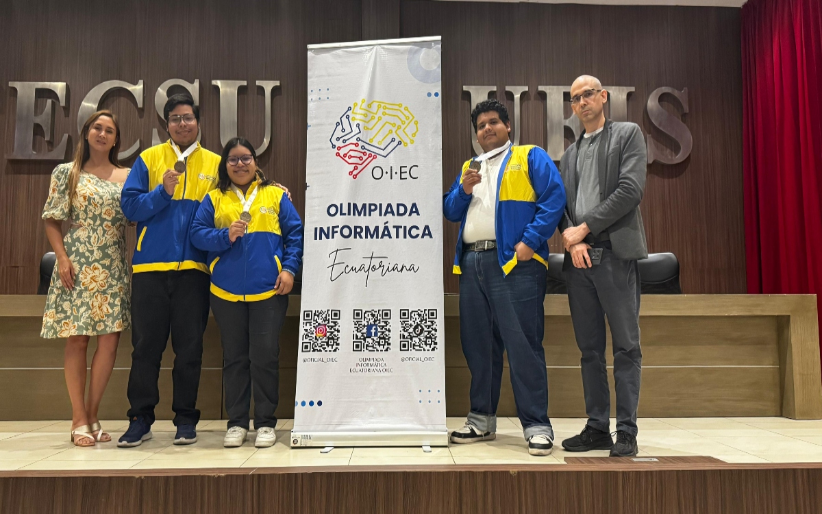 ITB gana medalla oro en la Olimpiada Informática Ecuatoriana Universitaria