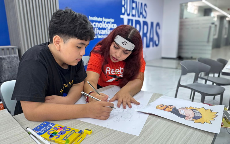 Estudiantes del ITB dictan Taller de Dibujo e Ilustración Estilo Chibi para la comunidad infantil.