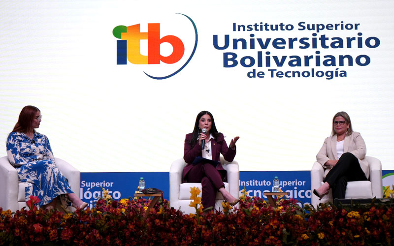 ITB es sede del Foro Mujeres Líderes: Construyendo el Ecuador del Futuro