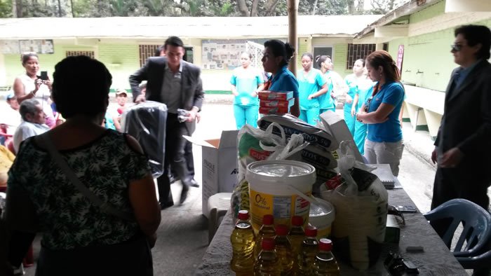 VISITA A LA COMUNIDAD DE MARCELINO MARIDUEÑA Y FIRME DE CONVENIOS