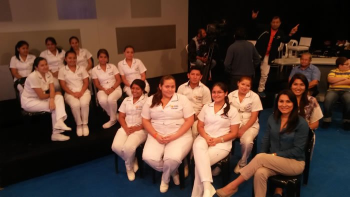ITB INVITADO A LAS GRABACIONES DEL PROGRAMA, LOS DOCTORES, DE ECUAVISA