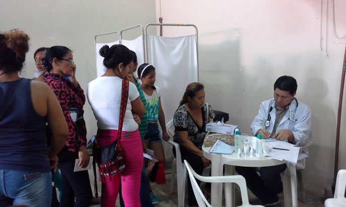 BRIGADA MÉDICA EN EL CENTRO DE YAGUACHI