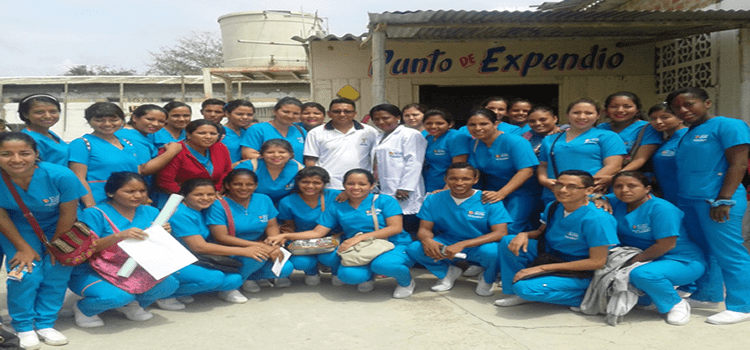ITB BRINDA CHARLA SOBRE EDUC. SEXUAL A JÓVENES DEL COLEGIO D' GIOVANNI BOSCO EN PLAYAS.