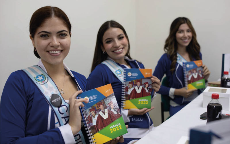 Candidatas a reina de Guayaquil visitaron las instalaciones del ITB