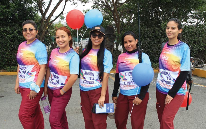 Estudiantes participaron en la caminata «Que el Alzheimer no nos detenga»