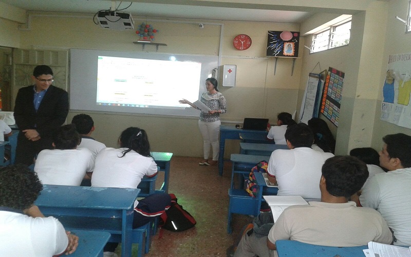 PROYECTO DE CAPACITACIÓN A LA COMUNIDAD