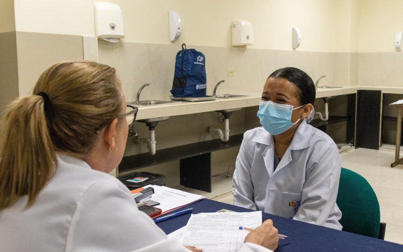 Estudiantes de ITB rindieron exámenes complexivos Con el propósito de validar los conocimientos adquiridos durante su formación académica