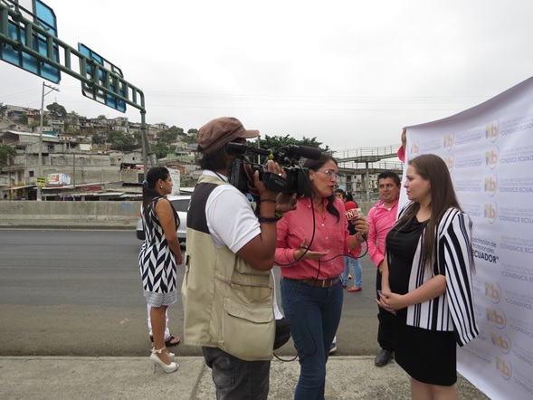 TRABAJAMOS PARA DISMINUIR EL NÚMERO DE MUERTES EN LAS VÍAS