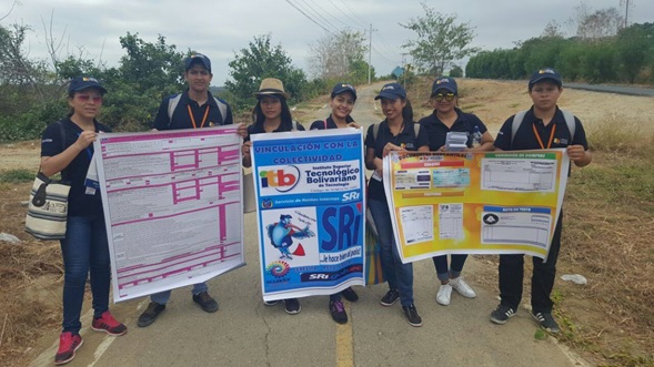 Estudiantes del ITB realizan capacitaciones en la Provincia de Santa Elena.