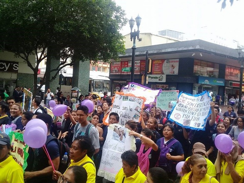 ITB participa en Marcha de concientización por una vida sin maltrato en la vejez.