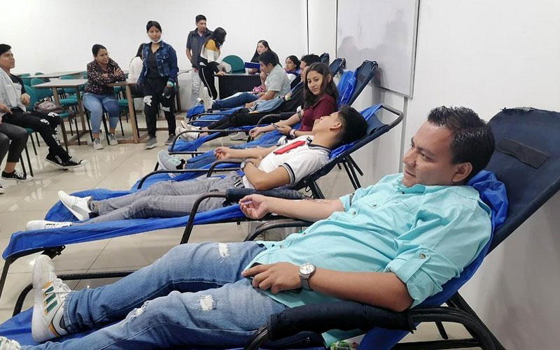 Estudiantes de ITB se unen a la campaña de Donación de Sangre