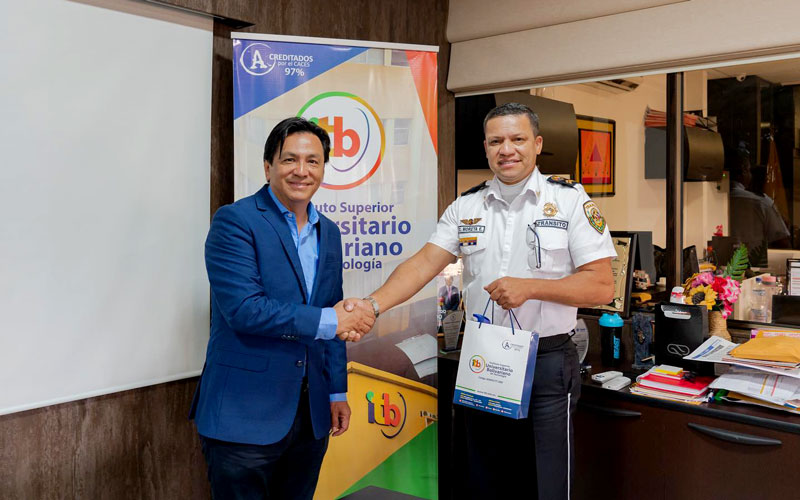 Se firma convenio de Cooperación Interinstitucional con el Club de Tropa Coronel Jorge Balón Peñafiel