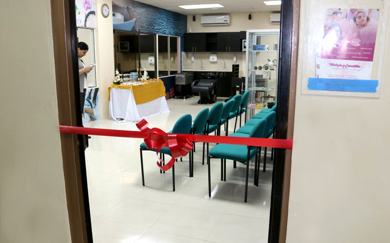 LABORATORIO DE COSMIATRÍA Y TRICOLOGÍA