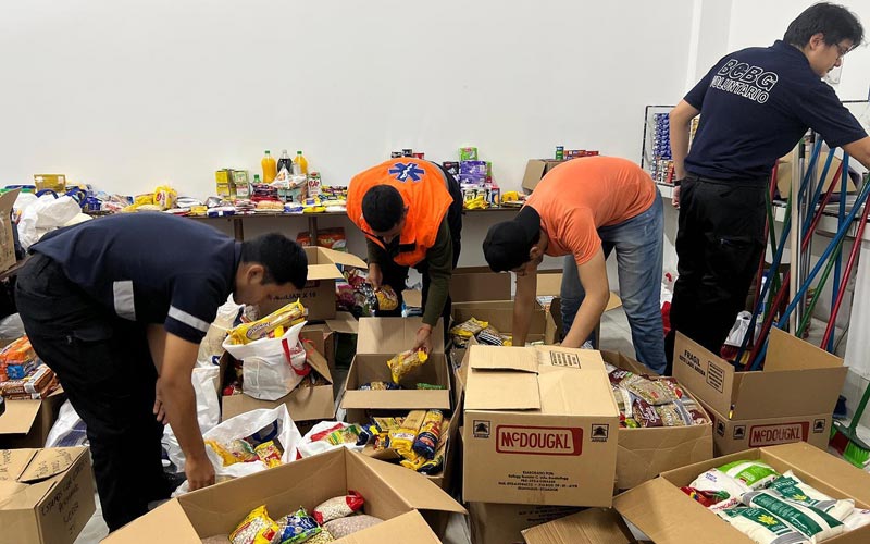 La Familia bolivariana realiza donaciones para Alausí