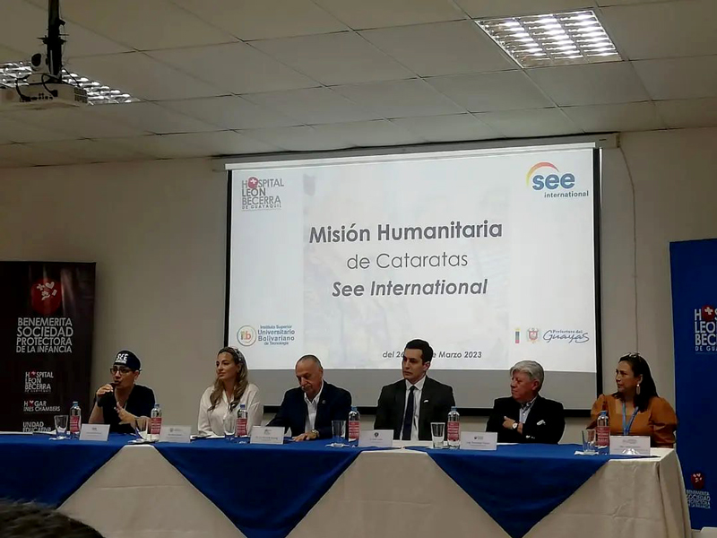 Estudiantes de Optometría son parte de la Misión Humanitaria de Cataratas See International