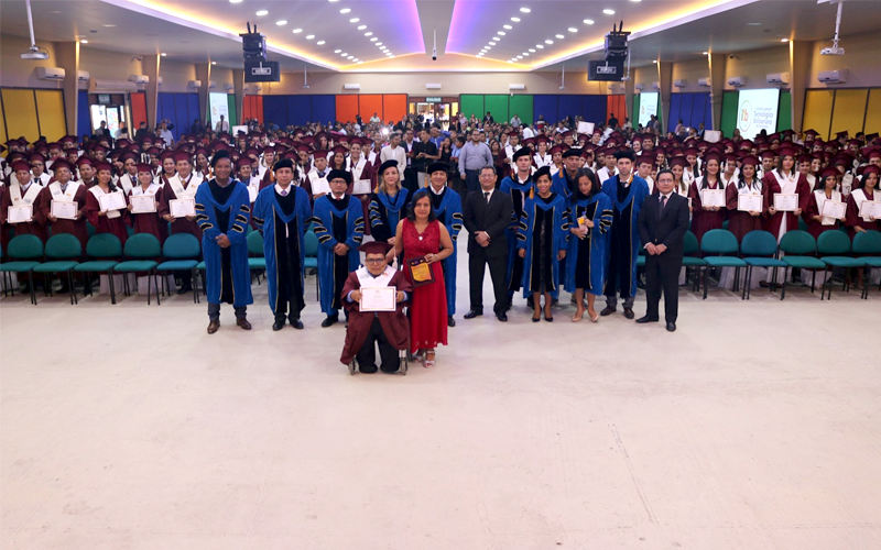 Graduación de la UAECAC