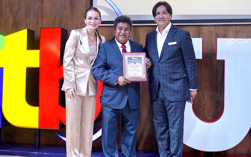 ITB realiza homenaje a sus maestros