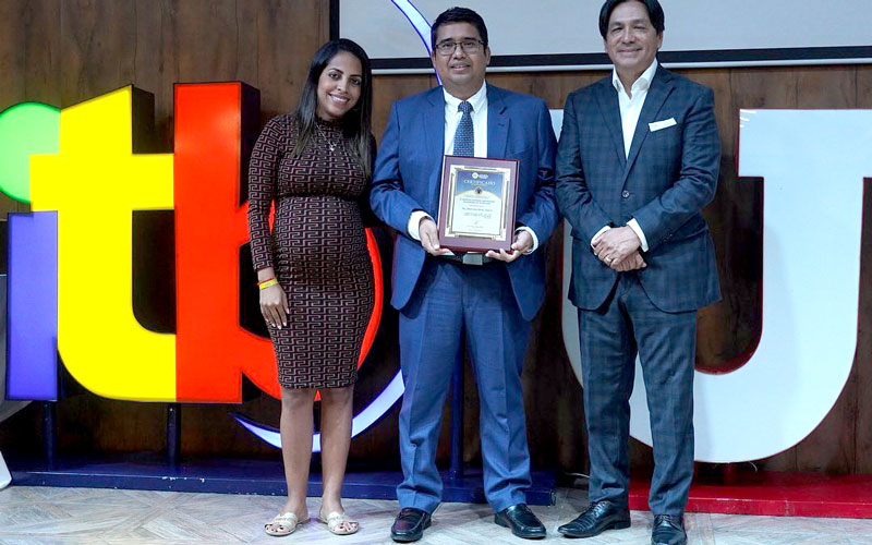 ITB realiza homenaje a sus maestros