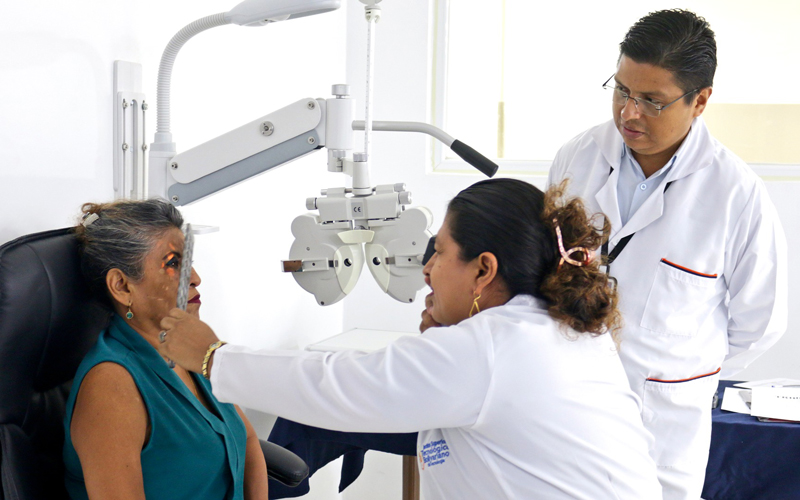 Estudiantes rindieron examen complexivo para culminar con su etapa académica