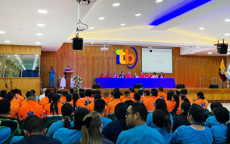 Estudiantes de emergencias médicas recibieron importante distinción