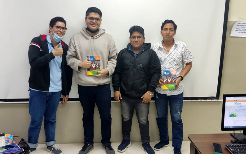 ¡Revive la emocionante competencia de programación por los grupos DUSS01