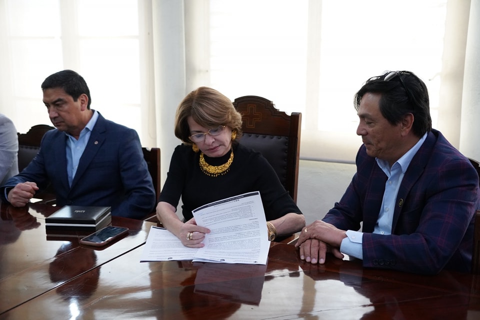 Lazos de cooperación entre Universidad Bolivariana del Ecuador (UBE) y la Cruz Roja Ecuatoriana