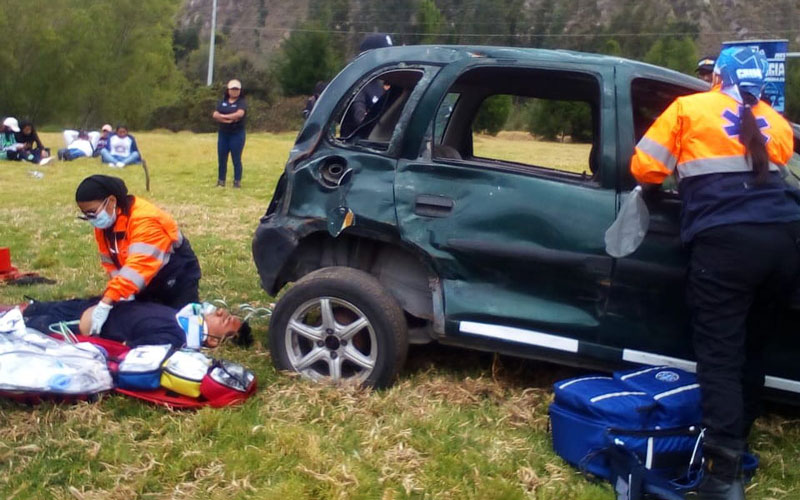 Estudiantes de Emergencias Médicas del ITB se destacan en la Competencia EMS Chimborazo 2023 y obtienen segundo lugar