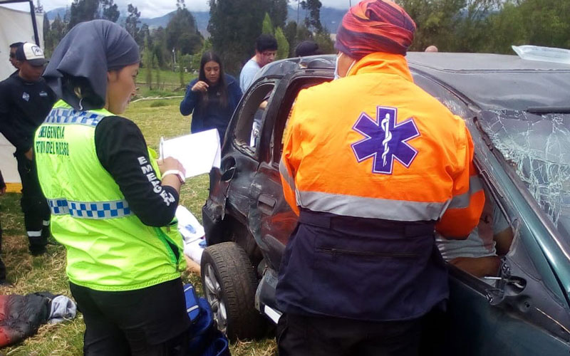 Estudiantes de Emergencias Médicas del ITB se destacan en la Competencia EMS Chimborazo 2023 y obtienen segundo lugar