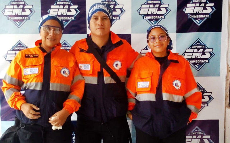 Estudiantes de Emergencias Médicas del ITB se destacan en la Competencia EMS Chimborazo 2023 y obtienen segundo lugar
