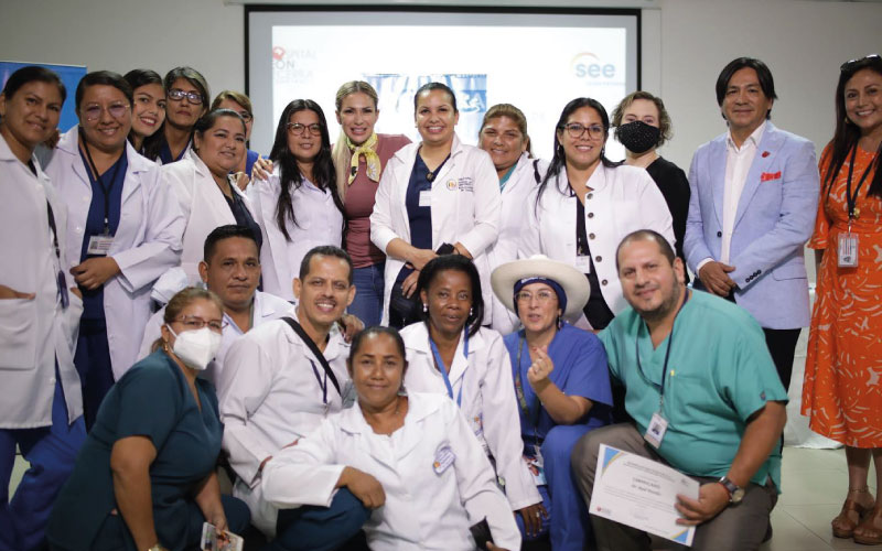 Autoridades de ITB participaron en la clausura del Programa de Cirugías de Cataratas