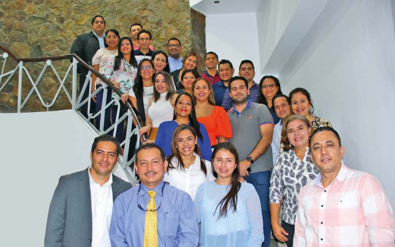 Primera Promoción del Programa ITB Valida a un paso de culminar sus estudios