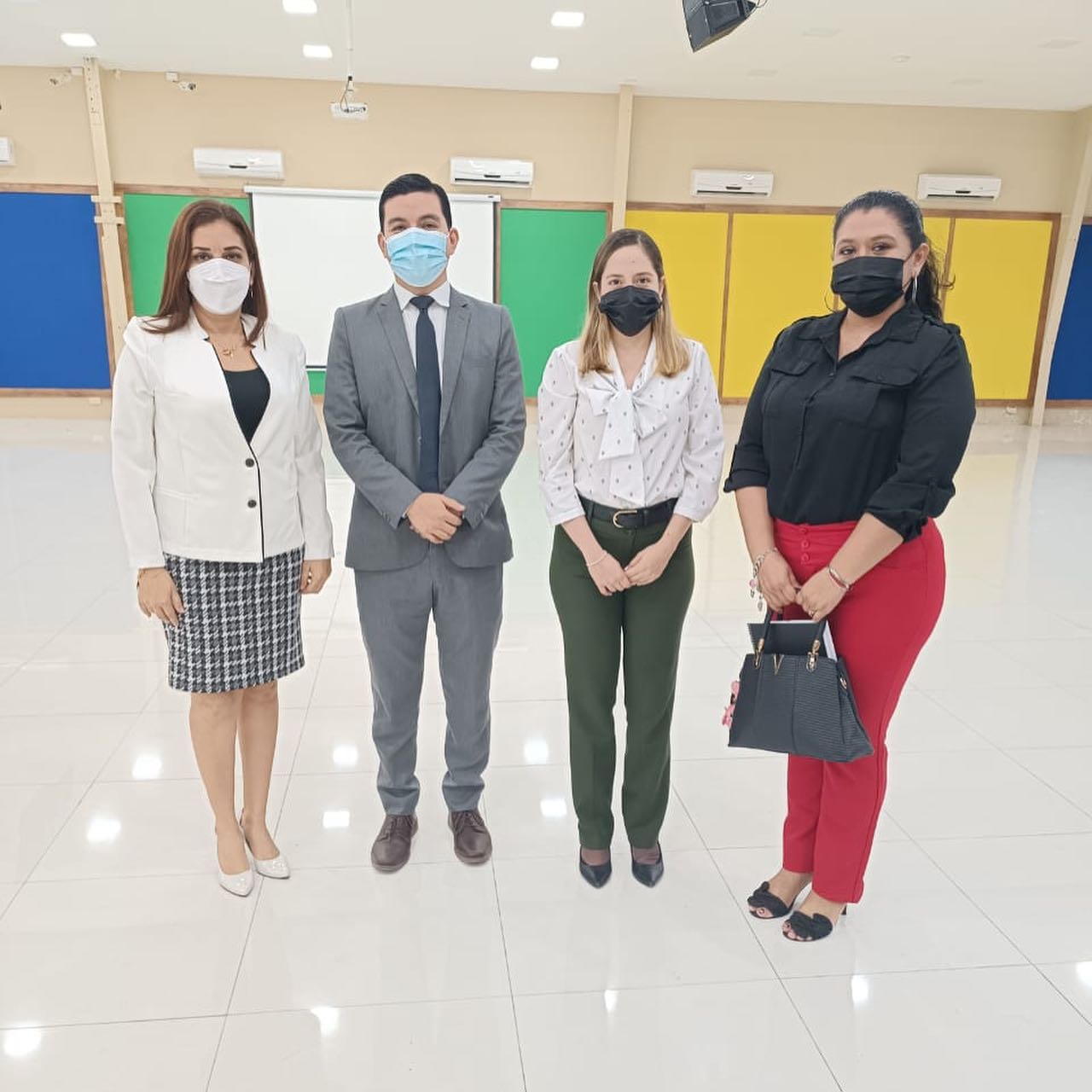 Banco de Machala capacitó a docentes y estudiantes de la institución