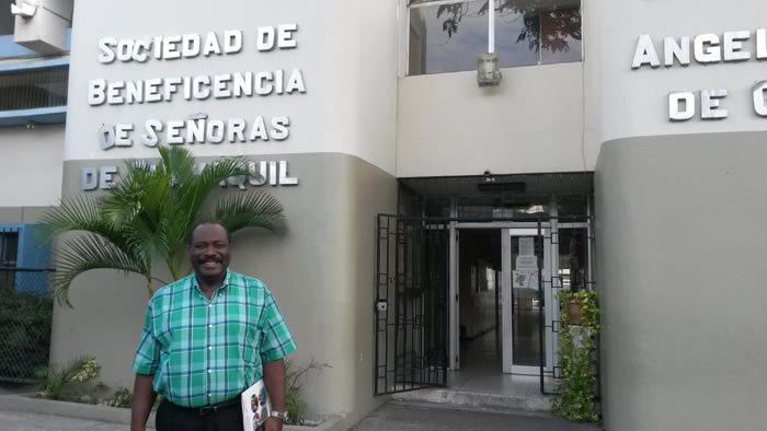 CAPACITACIÓN A DOCENTES DE VARIOS CENTROS EDUCATIVOS DE LA CIUDAD