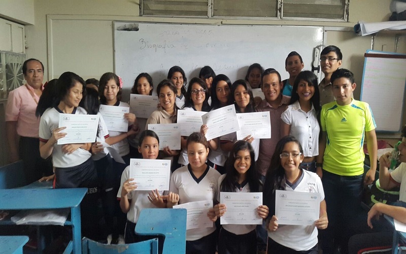 PROYECTO DE CAPACITACIÓN A LA COMUNIDAD