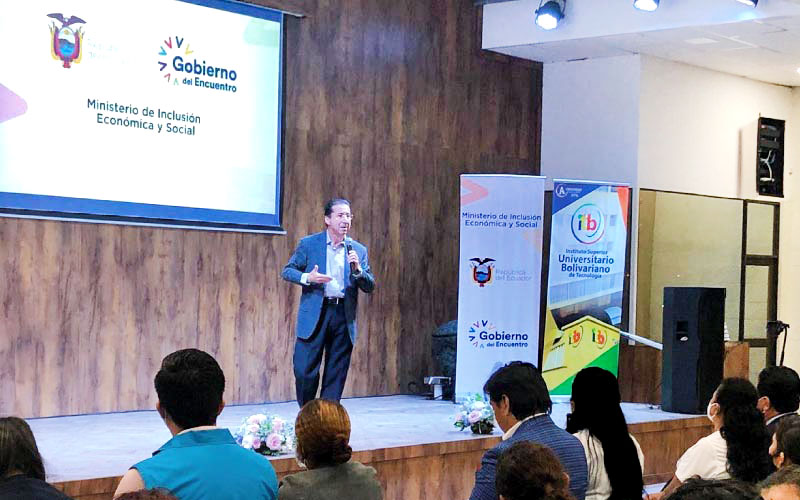 "Me quiero, me cuido, me respeto"