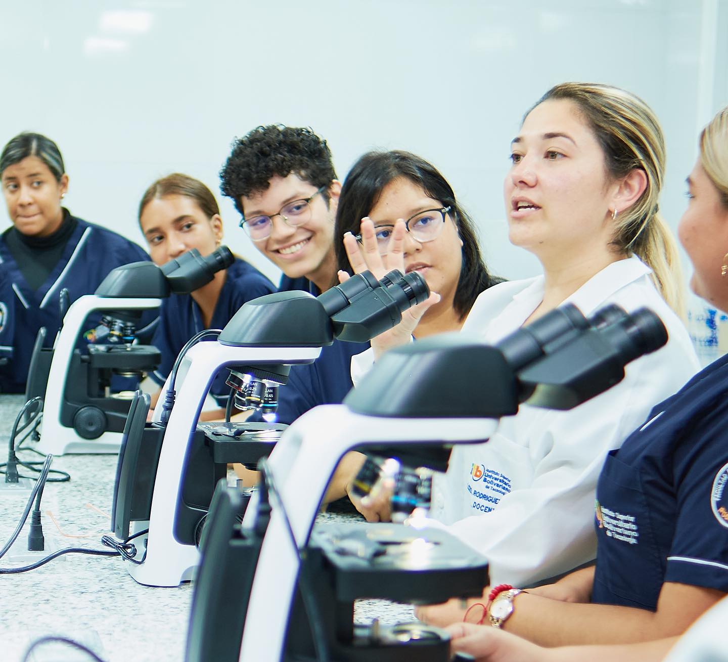 Carrera Laboratorio Clínico
