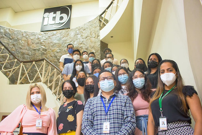 Estudiantes de la FAECAC se incorporan bajo modalidad complexivo Alrededor de 25 estudiantes de la carrera Tecnología Superior en Contabilidad