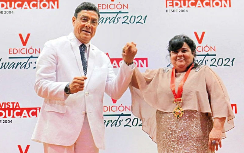 La excelencia a la Educación fue premiada. El pasado viernes, la revista Educación condecoró con el EDUCACIÓN AWARDS