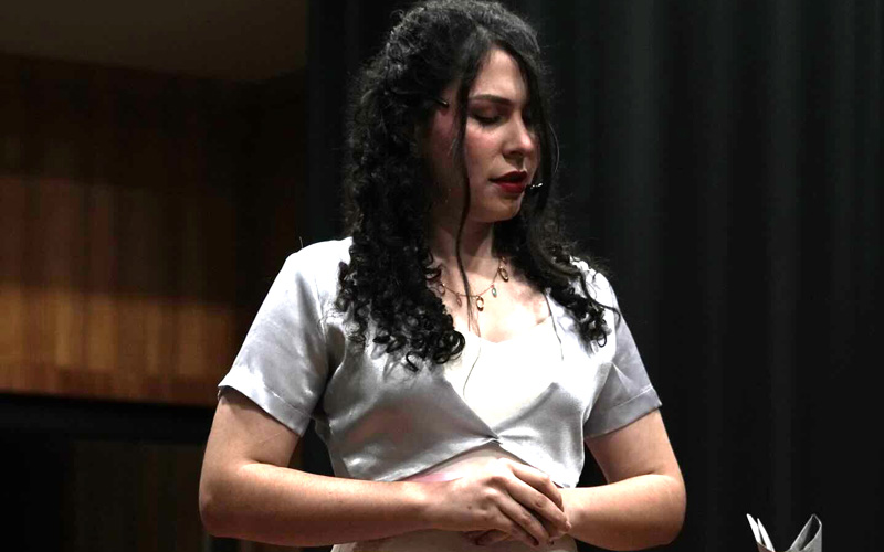 Gran estreno de la obra teatral: "El alma en los labios"