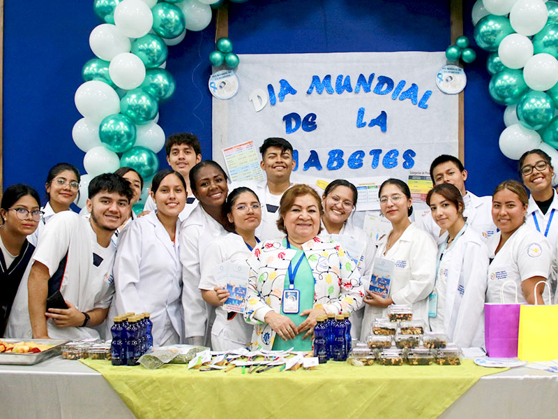  Más de 200 participantes asistieron al Conversatorio por el Día Internacional de la Diabetes Mellitus.