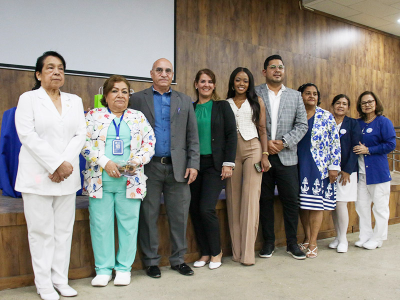  Más de 200 participantes asistieron al Conversatorio por el Día Internacional de la Diabetes Mellitus.