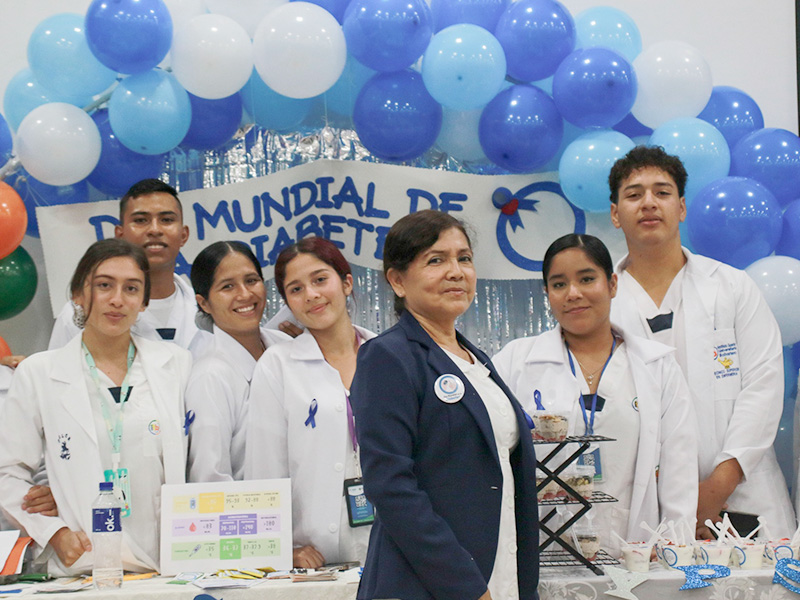  Más de 200 participantes asistieron al Conversatorio por el Día Internacional de la Diabetes Mellitus.