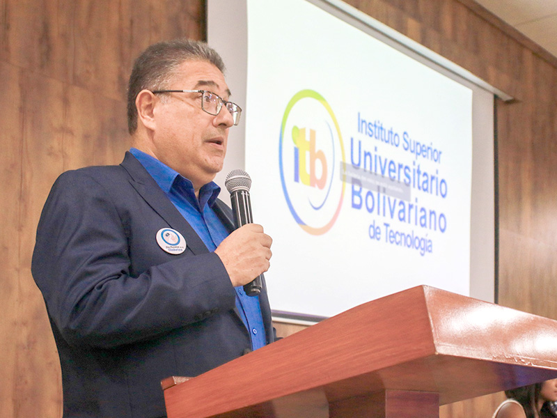  Más de 200 participantes asistieron al Conversatorio por el Día Internacional de la Diabetes Mellitus.