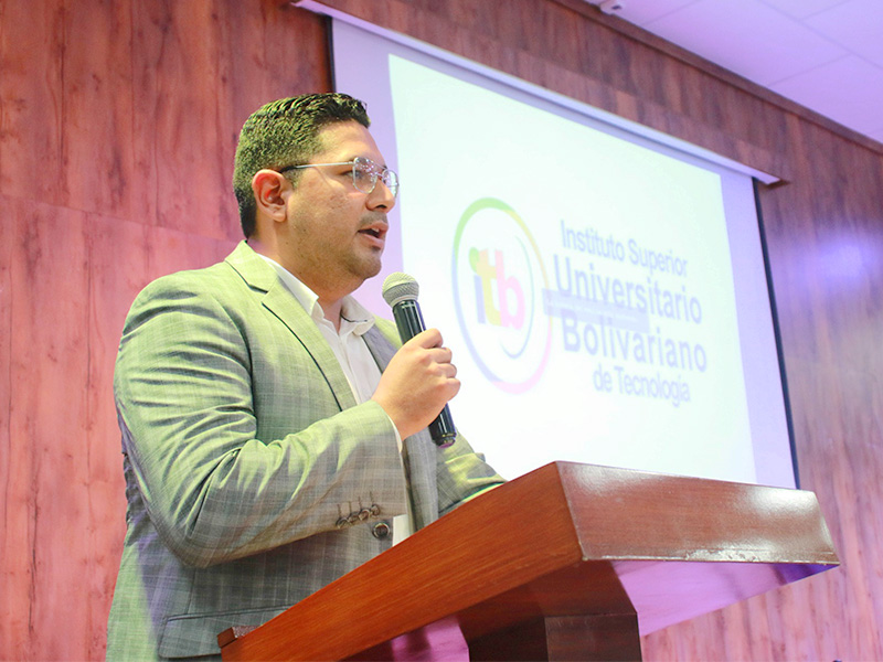  Más de 200 participantes asistieron al Conversatorio por el Día Internacional de la Diabetes Mellitus.