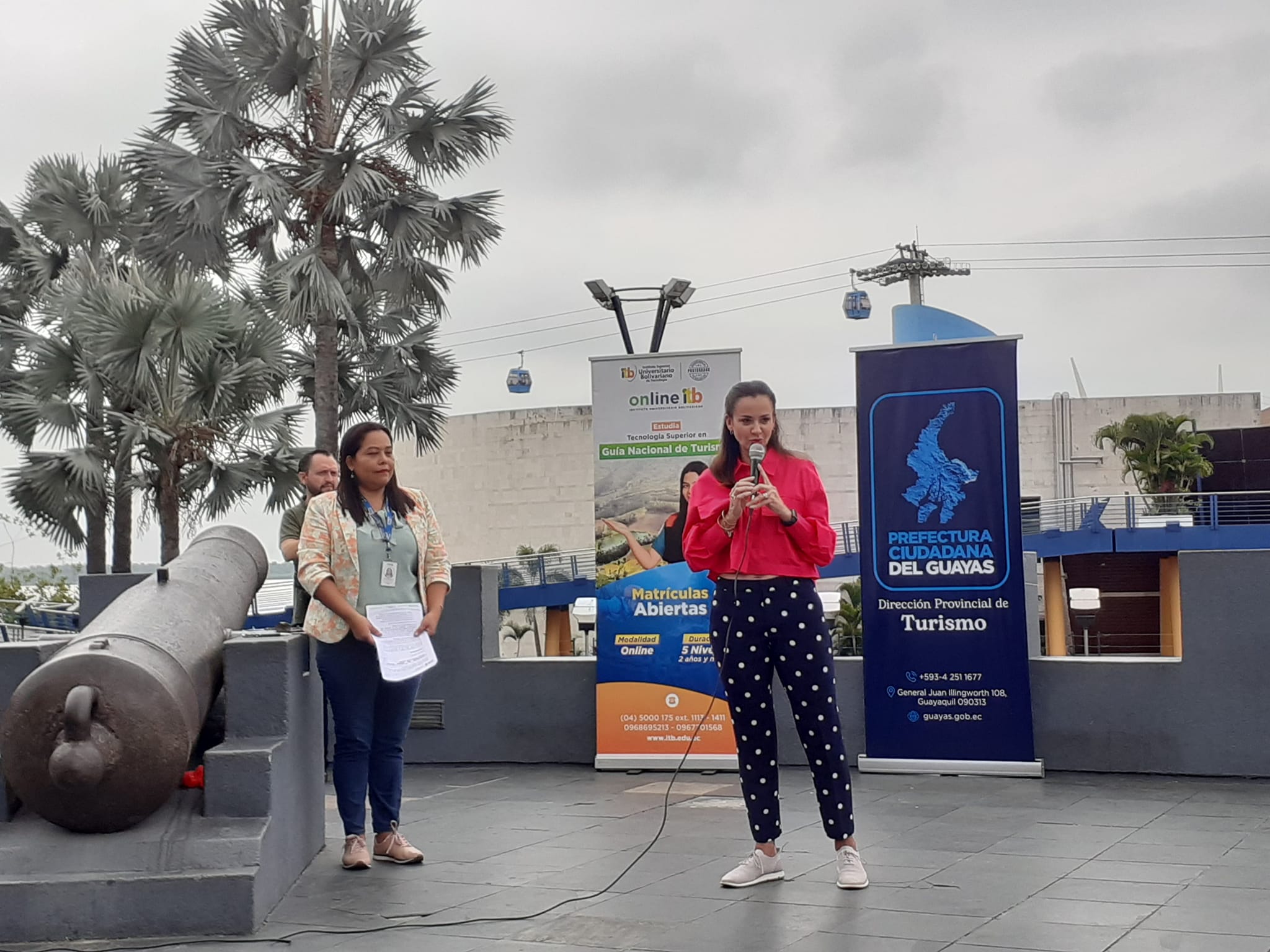 ITB realiza circuito turístico con personas no videntes