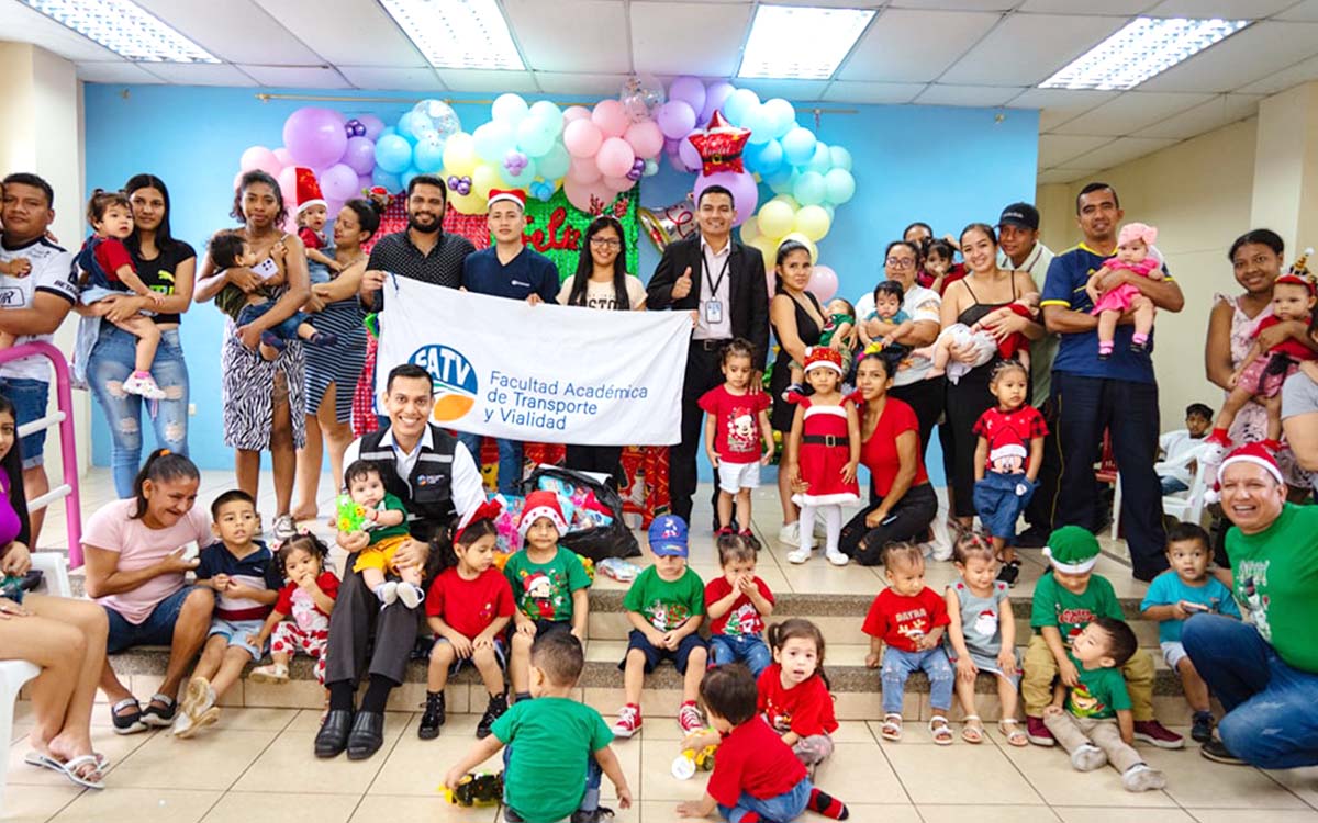 Facultad del ITB agasaja a niños de sectores vulnerables. 