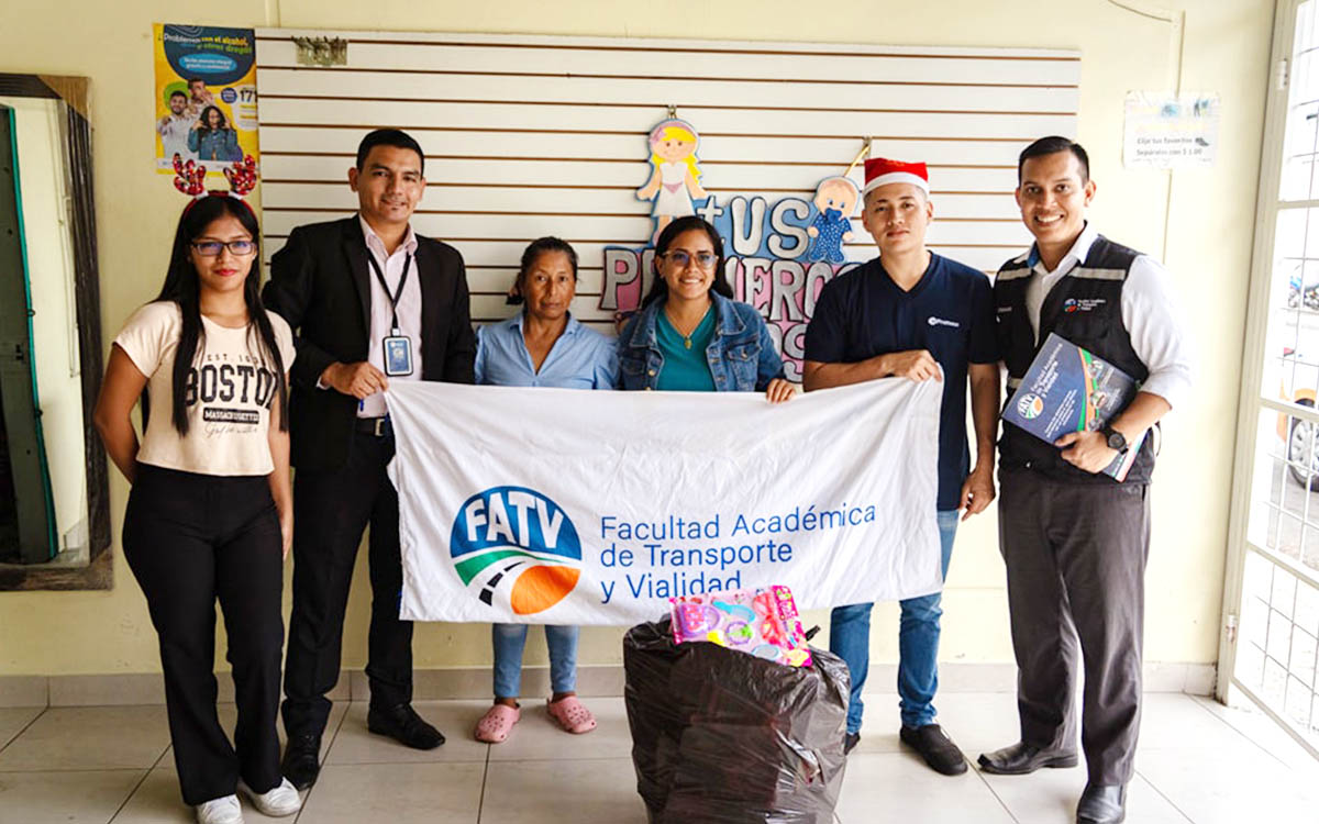 Facultad del ITB agasaja a niños de sectores vulnerables. 