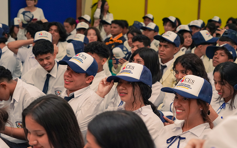 Diálogo educativo del CES reúne a más de 1000 bachilleres en ITB.