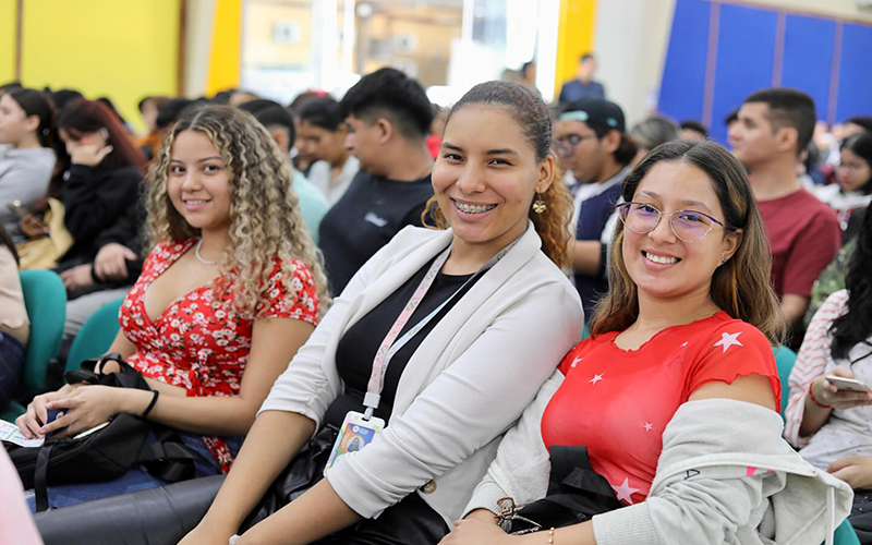 Éxito total en “Diálogo: La lucha contra los GDO y los Decretos 110 y 111”