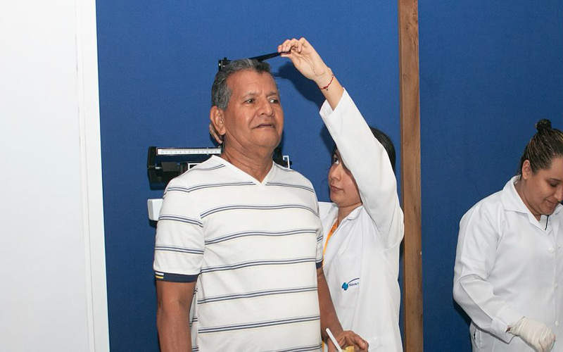 Estudiantes del ITB promueven la salud invernal en nuestra comunidad.